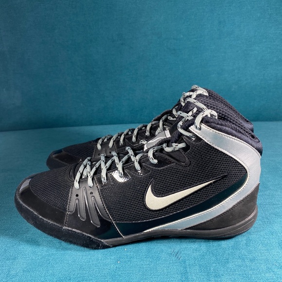 nike freek black silver